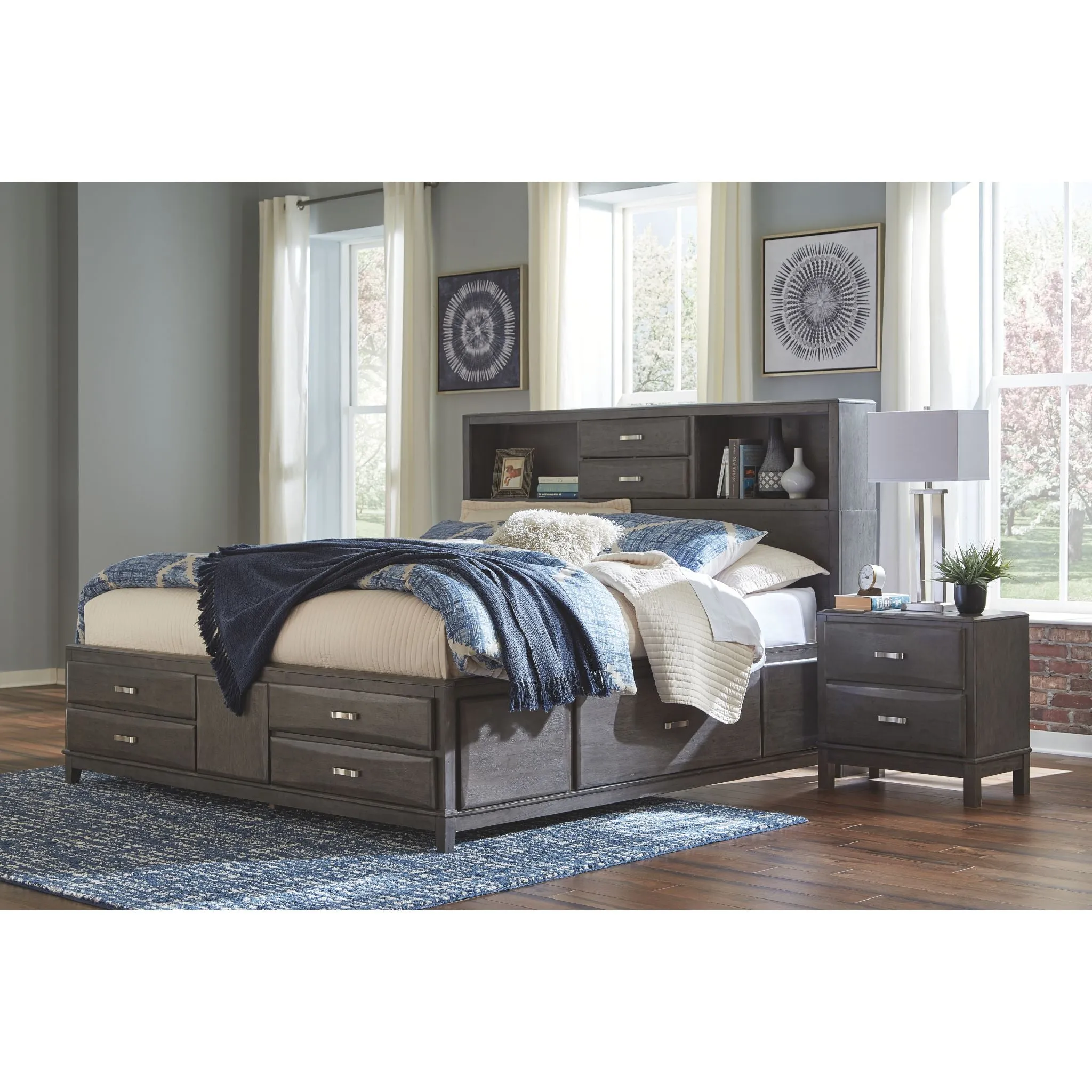 Caitbrook Storage Bed