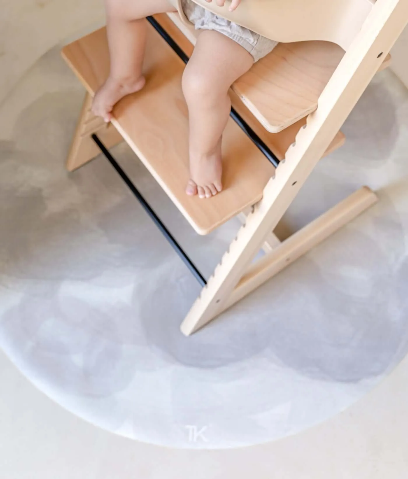 High Chair Splat Mats | Ammil - Clouds